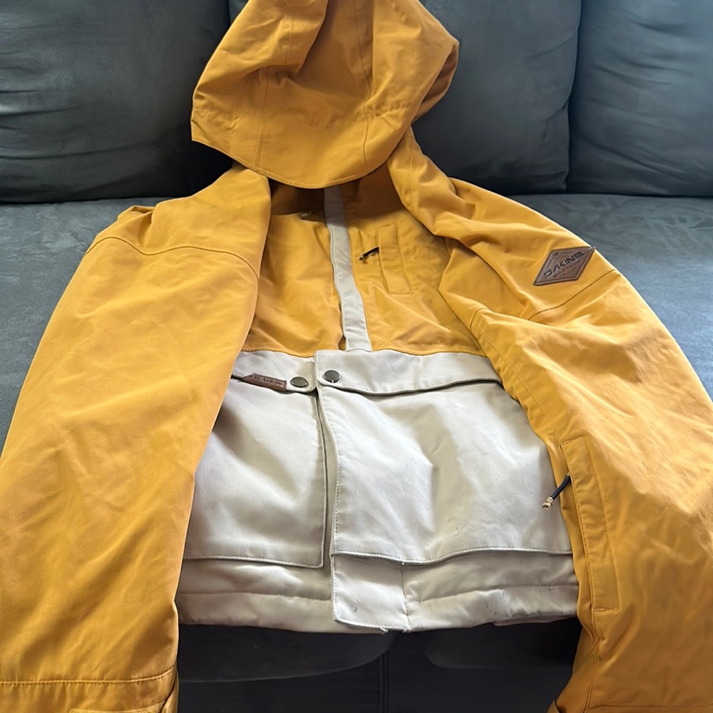 Dakine Snowboarding jacket